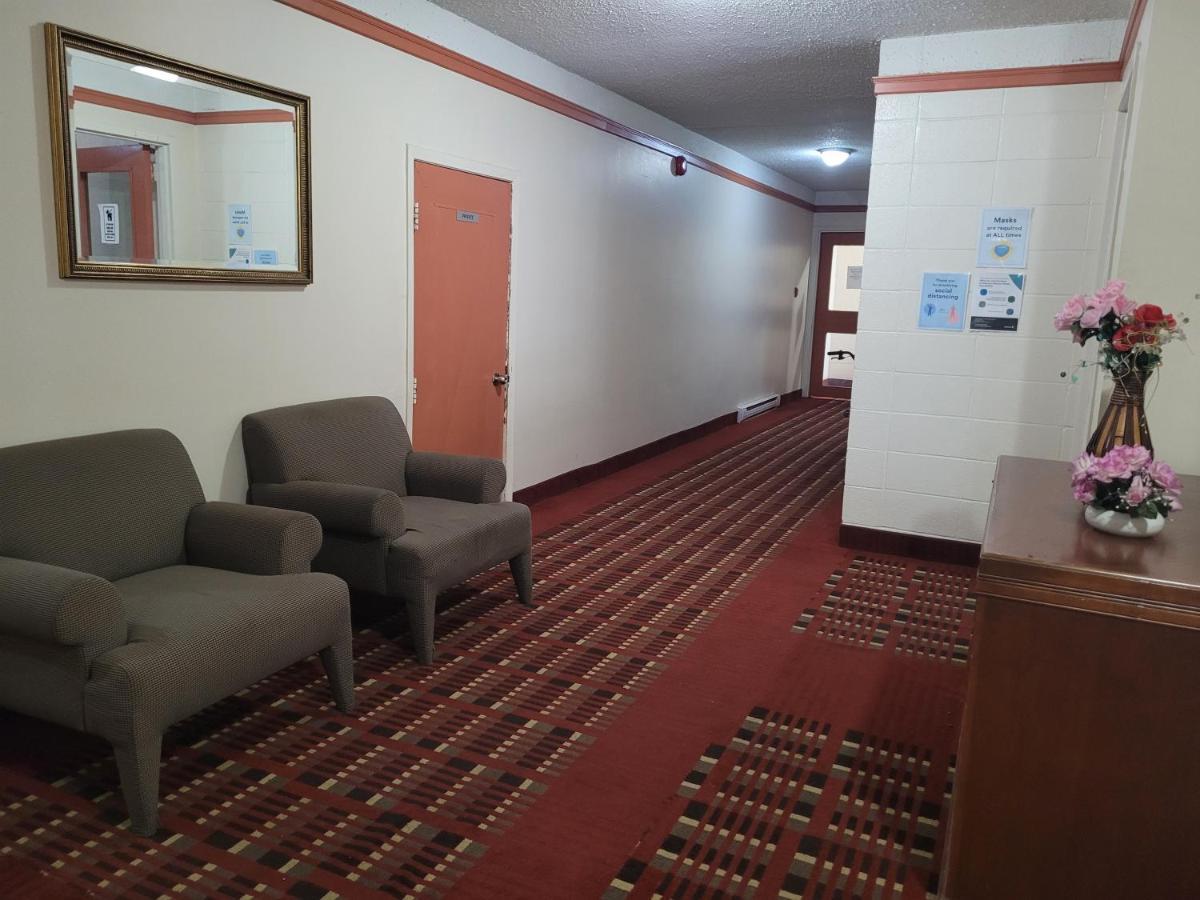 Midtown Hotel Parry Sound Eksteriør billede