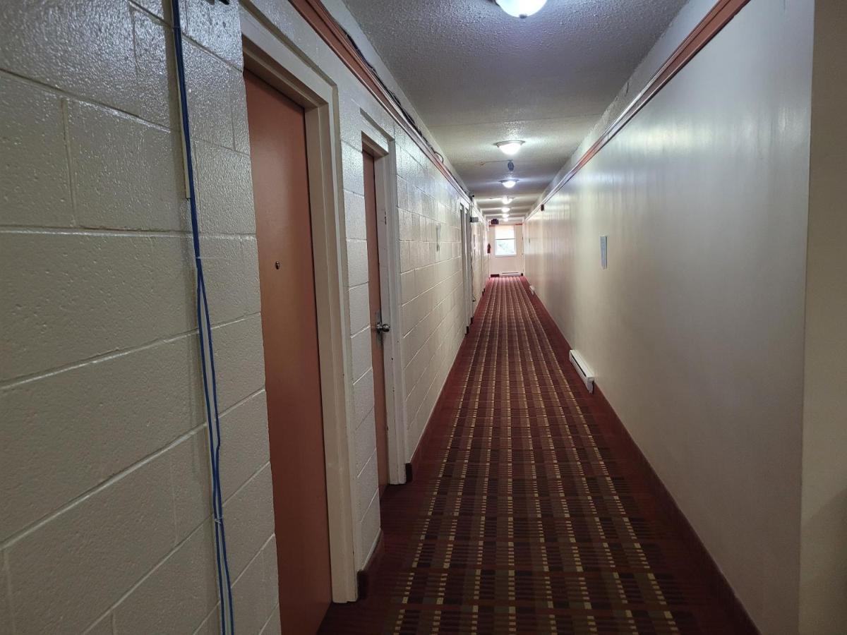 Midtown Hotel Parry Sound Eksteriør billede