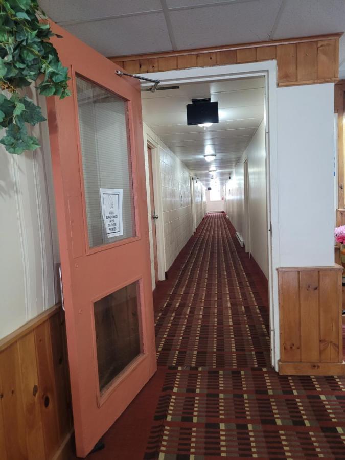 Midtown Hotel Parry Sound Eksteriør billede