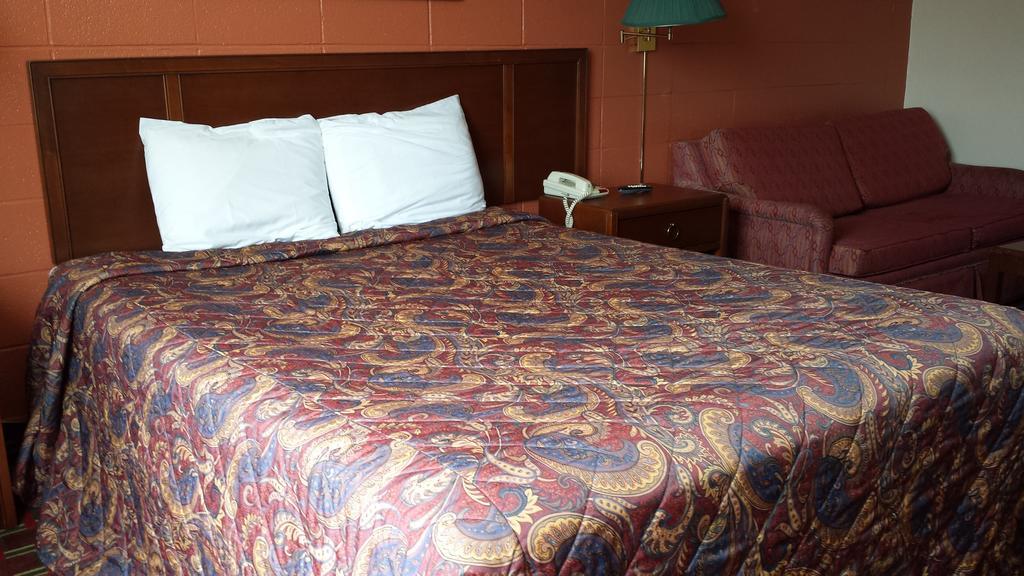 Midtown Hotel Parry Sound Eksteriør billede