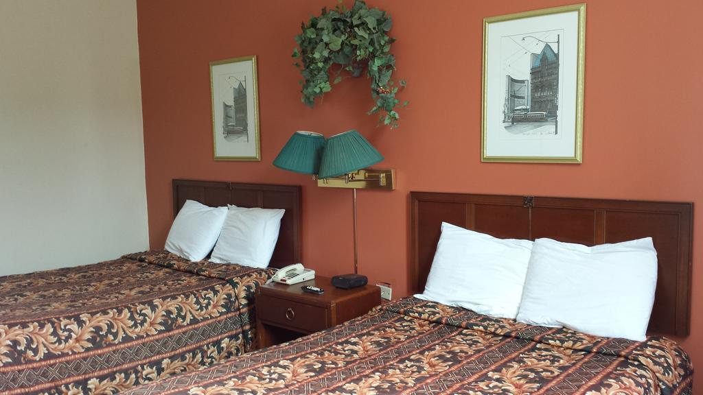 Midtown Hotel Parry Sound Eksteriør billede